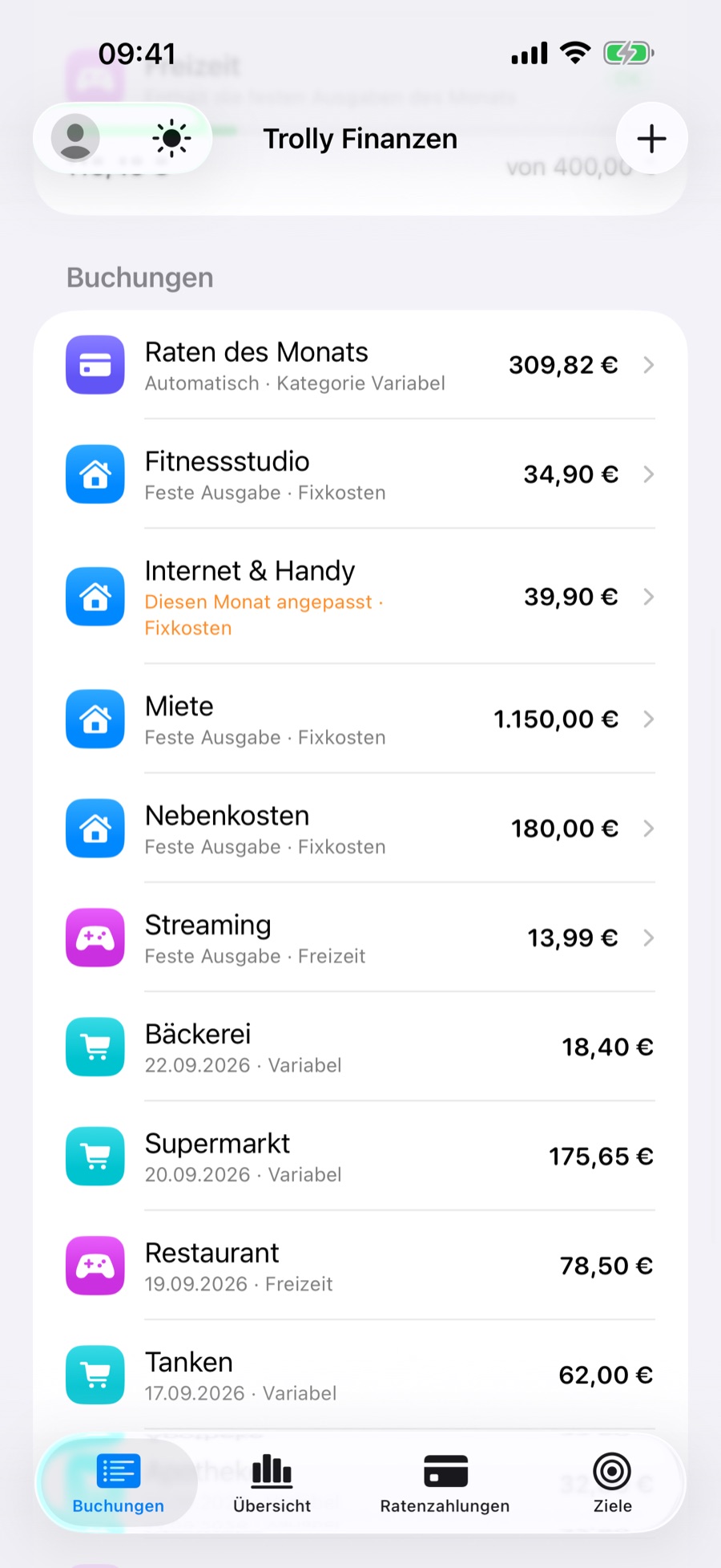 Buchungsliste mit den festen Ausgaben des Monats, eine davon nur für diesen Monat angepasst
