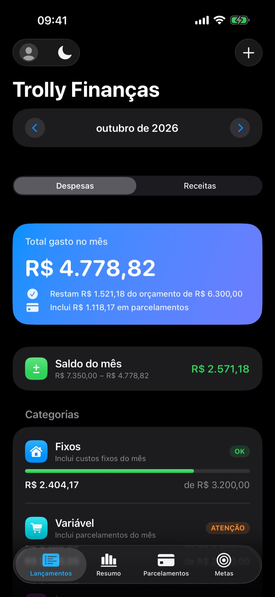 Aba Resumo no tema escuro, com os cartões do mês e o gráfico por categoria